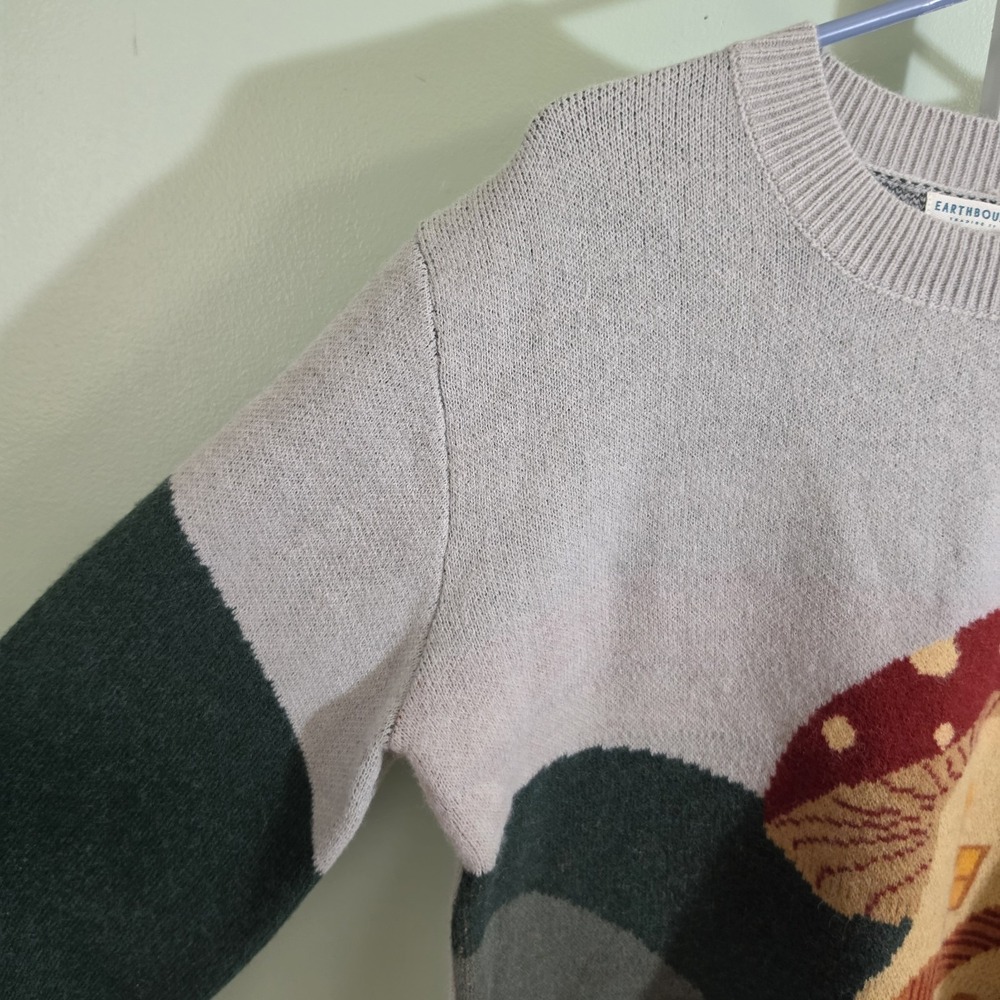 Earthbound Trading Co Mushroom House Intarsia Knit Sweater Women's Size L Gray - Picture 3 of 6